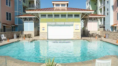 Stay Salty – Cabana Pool