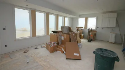 Coffee Grounds – Dining Under Renovation