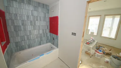 Coffee Grounds – Private Bath for BR8 Under Renovation