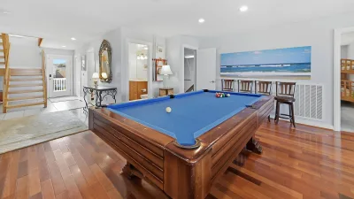 North Star – Pool Table