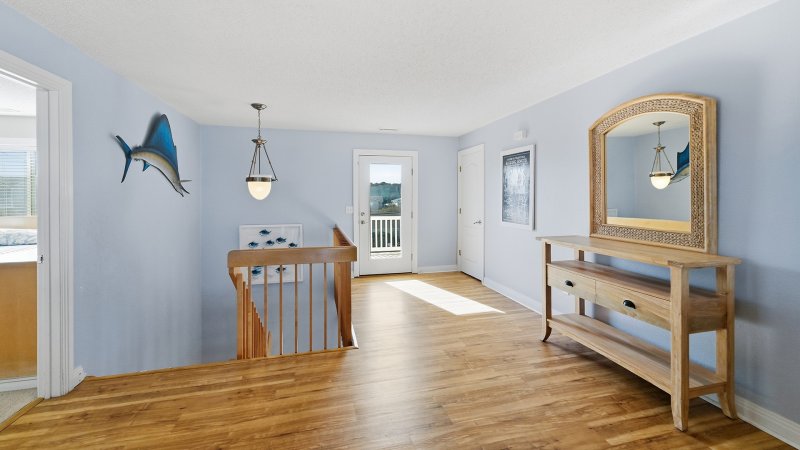 North Star – Foyer