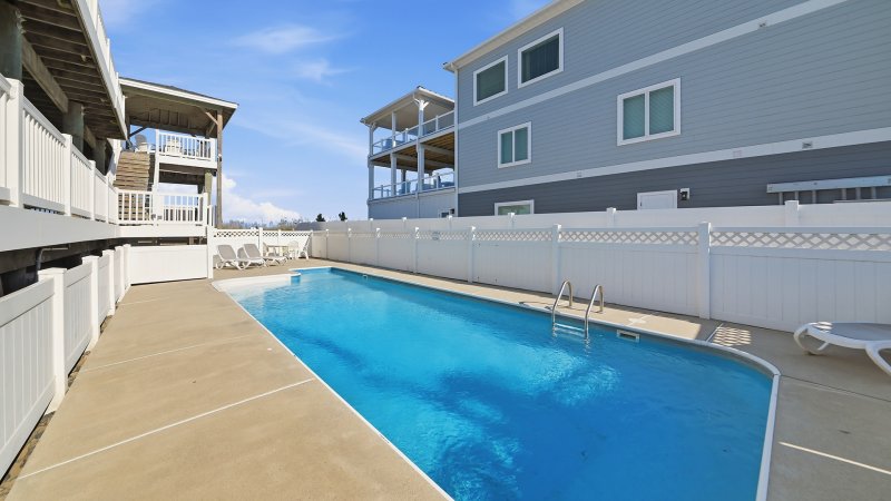 North Star – Pool