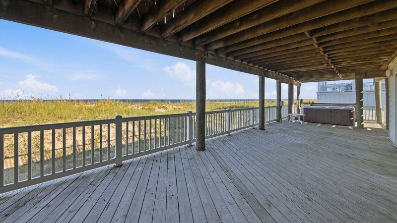 North Star – Covered Deck