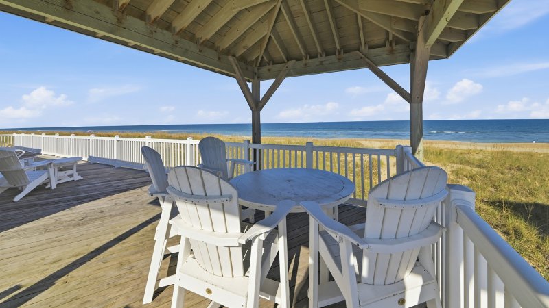 North Star – Covered Deck