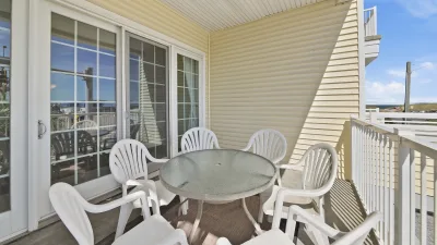 Southern Breeze – Deck