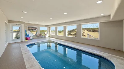 Absolutely Stellar – Indoor Pool