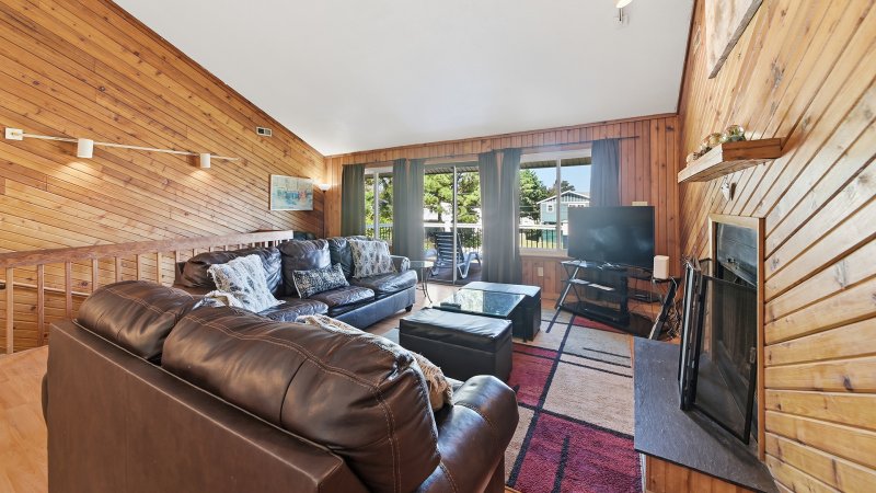 Sailor's Rest – Living Room
