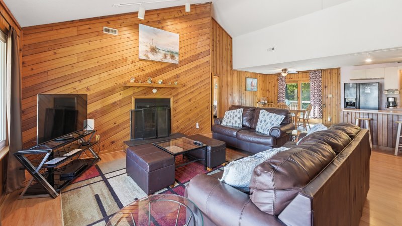 Sailor's Rest – Living Room