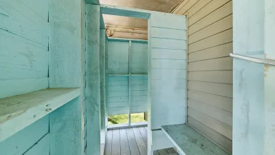 Sailor's Rest – Outdoor Shower