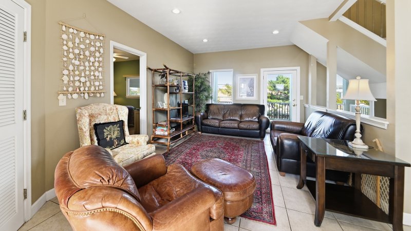 Palacious – Living Room