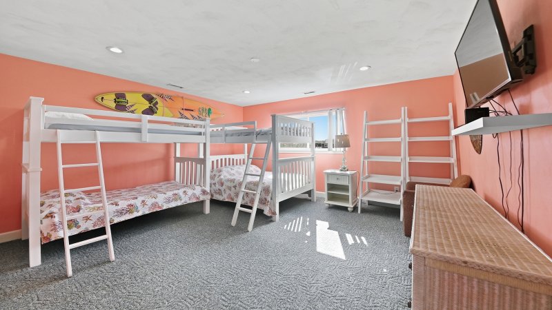 Palacious – Bedroom 4