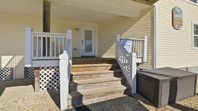 Island Hopper – Front Deck