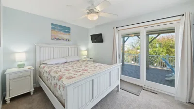 Island Hopper – Bedroom 2
