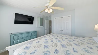 Island Hopper – Bedroom 4