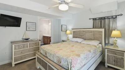 Island Hopper – Bedroom 6