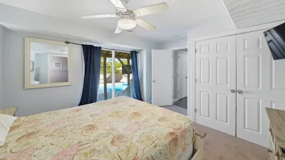 Island Hopper – Bedroom 6
