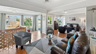 A Beach Oasis – Living Room