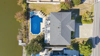 A Beach Oasis – Exterior