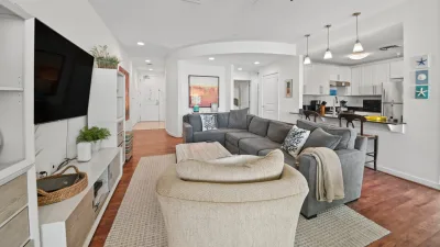 Oceanfront Oasis – Living Room