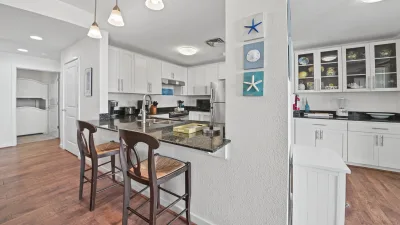 Oceanfront Oasis – Kitchen