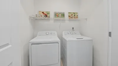 Oceanfront Oasis – Laundry Room
