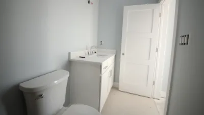 Coffee Grounds – Private Bath for BR4 Under Renovation